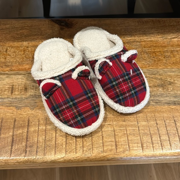 Target Other - New kids slippers